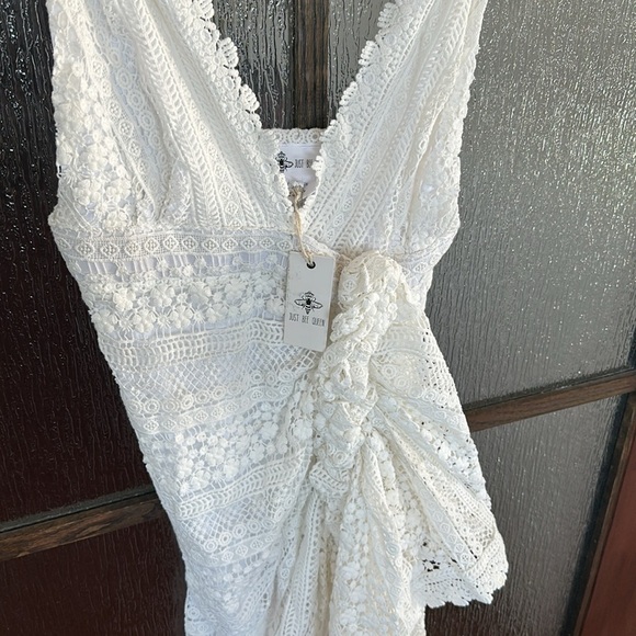 Just BEE Queen Tulum Ruched Crochet Midi Dress size Medium. - Picture 12 of 15